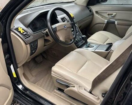 Чорний Вольво ХС90, об'ємом двигуна 2.4 л та пробігом 422 тис. км за 11500 $, фото 15 на Automoto.ua
