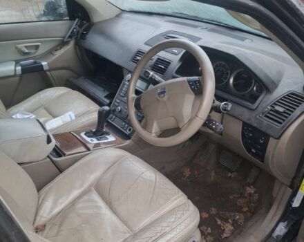 Черный Вольво ХС90, объемом двигателя 2.4 л и пробегом 144 тыс. км за 2086 $, фото 4 на Automoto.ua