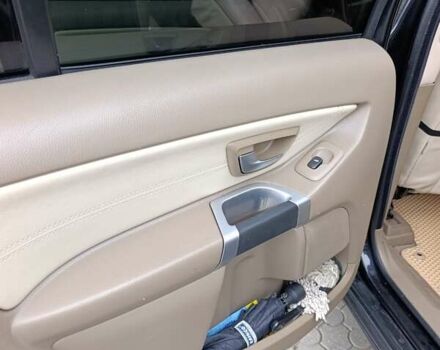 Черный Вольво ХС90, объемом двигателя 2.4 л и пробегом 317 тыс. км за 11900 $, фото 11 на Automoto.ua