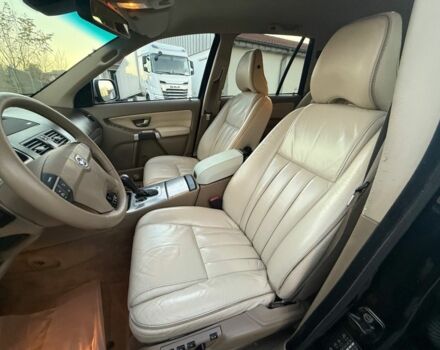 Черный Вольво ХС90, объемом двигателя 2.4 л и пробегом 259 тыс. км за 2700 $, фото 8 на Automoto.ua