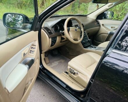 Чорний Вольво ХС90, об'ємом двигуна 2.4 л та пробігом 350 тис. км за 7500 $, фото 8 на Automoto.ua