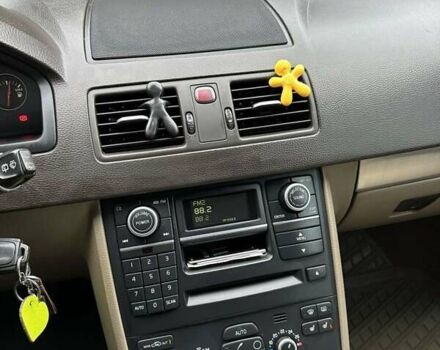 Чорний Вольво ХС90, об'ємом двигуна 2.4 л та пробігом 422 тис. км за 11500 $, фото 21 на Automoto.ua