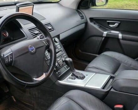 Чорний Вольво ХС90, об'ємом двигуна 2.4 л та пробігом 200 тис. км за 3900 $, фото 11 на Automoto.ua