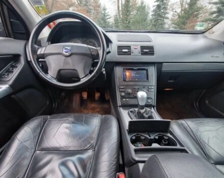 Чорний Вольво ХС90, об'ємом двигуна 2.4 л та пробігом 250 тис. км за 3500 $, фото 4 на Automoto.ua