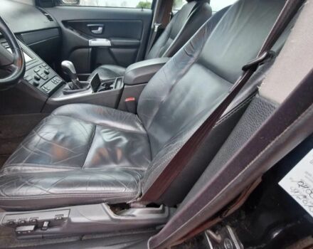 Чорний Вольво ХС90, об'ємом двигуна 2.4 л та пробігом 250 тис. км за 3500 $, фото 6 на Automoto.ua