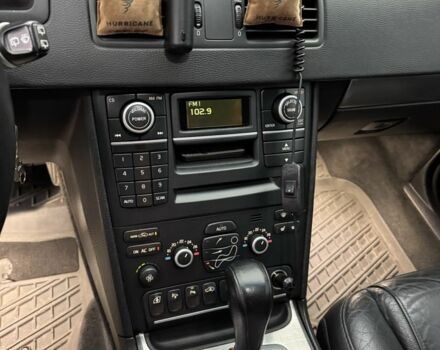 Чорний Вольво ХС90, об'ємом двигуна 3.2 л та пробігом 213 тис. км за 14700 $, фото 9 на Automoto.ua