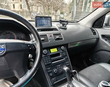 Чорний Вольво ХС90, об'ємом двигуна 2.52 л та пробігом 140 тис. км за 12500 $, фото 6 на Automoto.ua