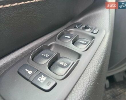 Чорний Вольво ХС90, об'ємом двигуна 2.4 л та пробігом 220 тис. км за 17990 $, фото 27 на Automoto.ua