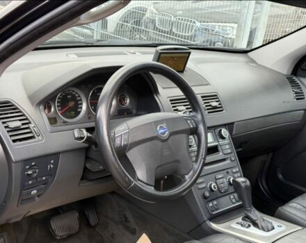 Черный Вольво ХС90, объемом двигателя 2.4 л и пробегом 270 тыс. км за 3100 $, фото 7 на Automoto.ua
