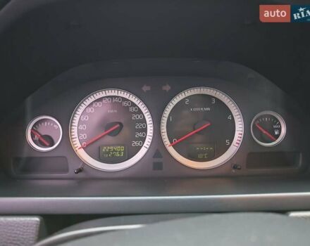 Вольво ХС90 2011 в Могилев-Подольском на Automoto.ua Черный Вольво ХС90, объемом двигателя 2.4 л и пробегом 239 тыс. км за 15800 $, фото 15 на Automoto.ua