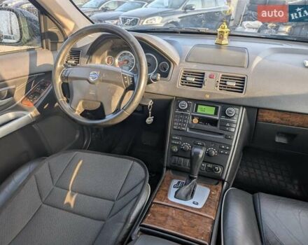 Чорний Вольво ХС90, об'ємом двигуна 2.4 л та пробігом 312 тис. км за 14950 $, фото 32 на Automoto.ua