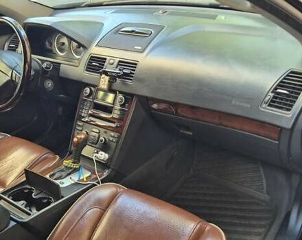 Чорний Вольво ХС90, об'ємом двигуна 2.4 л та пробігом 337 тис. км за 12900 $, фото 4 на Automoto.ua