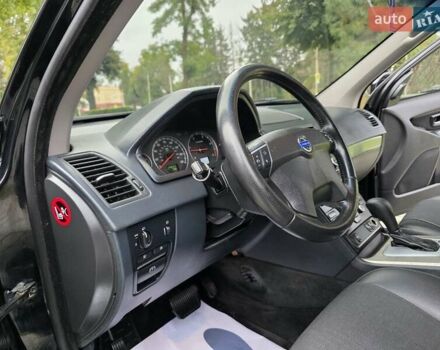 Чорний Вольво ХС90, об'ємом двигуна 2.4 л та пробігом 237 тис. км за 16999 $, фото 64 на Automoto.ua