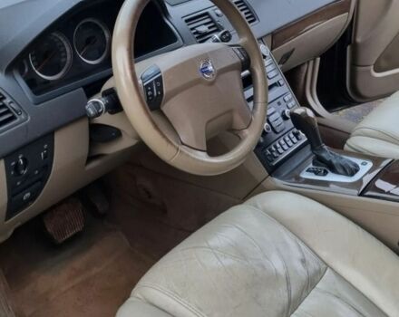Чорний Вольво ХС90, об'ємом двигуна 2.4 л та пробігом 342 тис. км за 2700 $, фото 8 на Automoto.ua