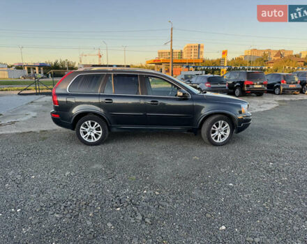 Черный Вольво ХС90, объемом двигателя 2.4 л и пробегом 223 тыс. км за 16399 $, фото 2 на Automoto.ua