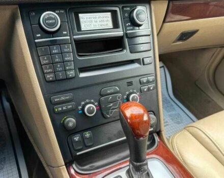 Чорний Вольво ХС90, об'ємом двигуна 3.2 л та пробігом 148 тис. км за 6000 $, фото 9 на Automoto.ua