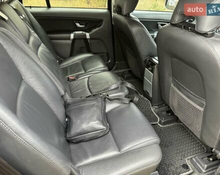 Чорний Вольво ХС90, об'ємом двигуна 2.4 л та пробігом 237 тис. км за 18300 $, фото 4 на Automoto.ua