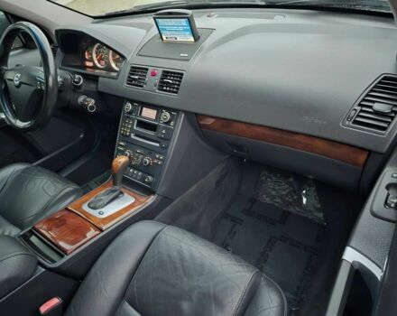 Чорний Вольво ХС90, об'ємом двигуна 3.2 л та пробігом 86 тис. км за 2000 $, фото 9 на Automoto.ua