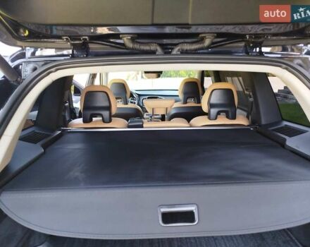 Чорний Вольво ХС90, об'ємом двигуна 2 л та пробігом 261 тис. км за 29300 $, фото 27 на Automoto.ua