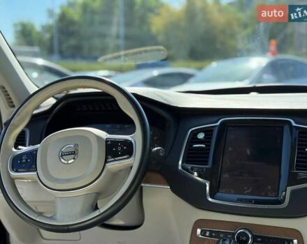 Черный Вольво ХС90, объемом двигателя 2 л и пробегом 195 тыс. км за 21200 $, фото 11 на Automoto.ua