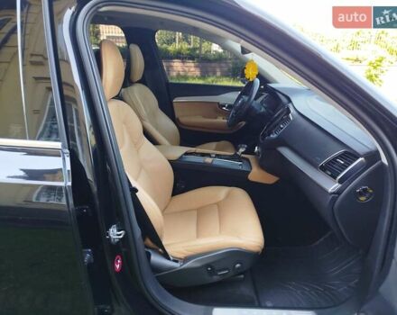 Чорний Вольво ХС90, об'ємом двигуна 2 л та пробігом 261 тис. км за 29300 $, фото 24 на Automoto.ua
