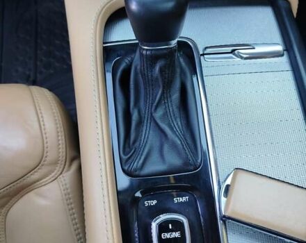 Чорний Вольво ХС90, об'ємом двигуна 2 л та пробігом 261 тис. км за 29300 $, фото 23 на Automoto.ua