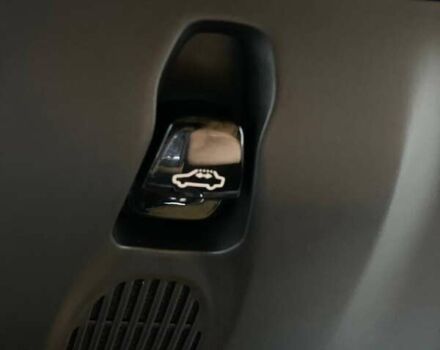 Вольво ХС90 2015 в Киеве на Automoto.ua Черный Вольво ХС90, объемом двигателя 1.97 л и пробегом 231 тыс. км за 22990 $, фото 45 на Automoto.ua