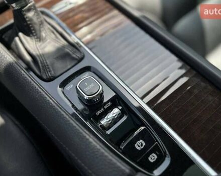 Черный Вольво ХС90, объемом двигателя 1.97 л и пробегом 296 тыс. км за 29990 $, фото 19 на Automoto.ua