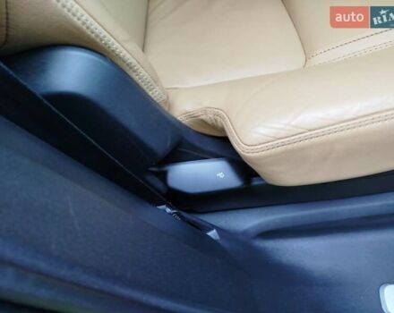 Чорний Вольво ХС90, об'ємом двигуна 2 л та пробігом 261 тис. км за 29300 $, фото 43 на Automoto.ua