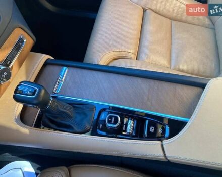 Черный Вольво ХС90, объемом двигателя 2 л и пробегом 174 тыс. км за 24400 $, фото 18 на Automoto.ua