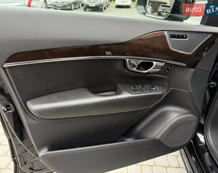 Черный Вольво ХС90, объемом двигателя 2 л и пробегом 167 тыс. км за 29500 $, фото 40 на Automoto.ua