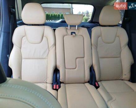 Чорний Вольво ХС90, об'ємом двигуна 2 л та пробігом 261 тис. км за 29300 $, фото 12 на Automoto.ua