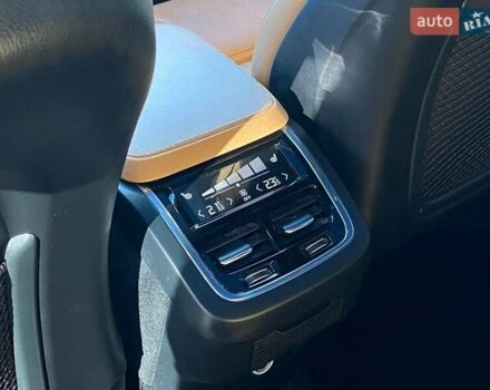 Черный Вольво ХС90, объемом двигателя 2 л и пробегом 174 тыс. км за 24400 $, фото 23 на Automoto.ua