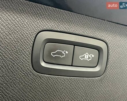 Черный Вольво ХС90, объемом двигателя 1.97 л и пробегом 228 тыс. км за 23990 $, фото 10 на Automoto.ua