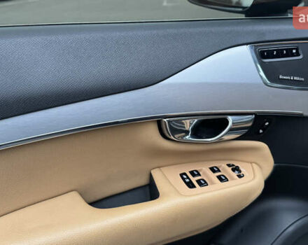 Черный Вольво ХС90, объемом двигателя 1.97 л и пробегом 243 тыс. км за 23800 $, фото 13 на Automoto.ua