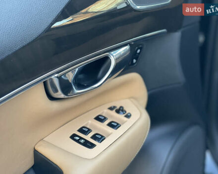 Черный Вольво ХС90, объемом двигателя 1.97 л и пробегом 330 тыс. км за 27950 $, фото 23 на Automoto.ua