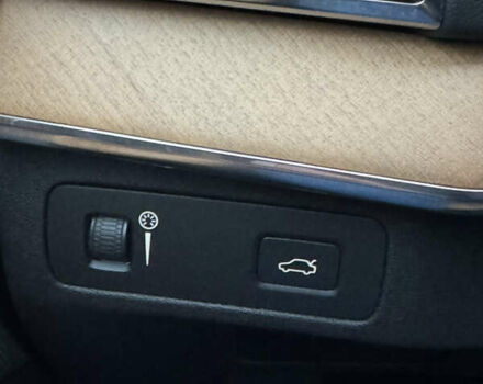 Чорний Вольво ХС90, об'ємом двигуна 1.97 л та пробігом 202 тис. км за 25499 $, фото 45 на Automoto.ua