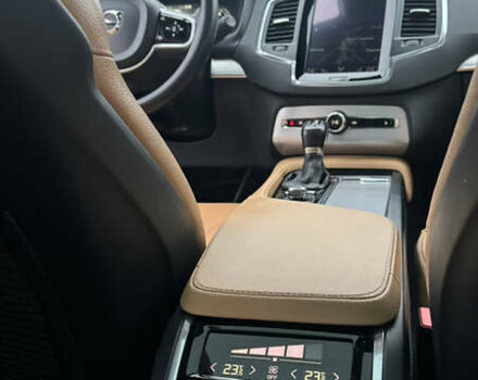 Черный Вольво ХС90, объемом двигателя 1.97 л и пробегом 243 тыс. км за 23800 $, фото 16 на Automoto.ua