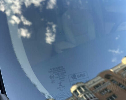 Чорний Вольво ХС90, об'ємом двигуна 2 л та пробігом 131 тис. км за 33900 $, фото 55 на Automoto.ua