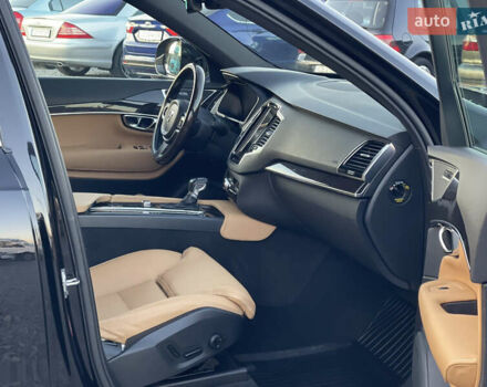 Черный Вольво ХС90, объемом двигателя 1.97 л и пробегом 330 тыс. км за 27950 $, фото 14 на Automoto.ua