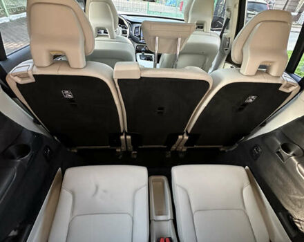 Чорний Вольво ХС90, об'ємом двигуна 2 л та пробігом 131 тис. км за 33900 $, фото 29 на Automoto.ua