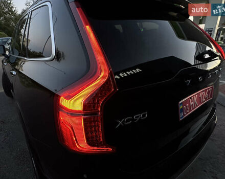Вольво ХС90 2016 у Дрогобичі на Automoto.ua Чорний Вольво ХС90, об'ємом двигуна 2 л та пробігом 247 тис. км за 21900 $, фото 6 на Automoto.ua