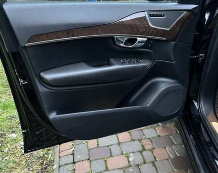 Чорний Вольво ХС90, об'ємом двигуна 1.97 л та пробігом 160 тис. км за 24500 $, фото 4 на Automoto.ua