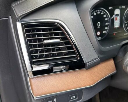 Черный Вольво ХС90, объемом двигателя 1.97 л и пробегом 288 тыс. км за 29780 $, фото 18 на Automoto.ua