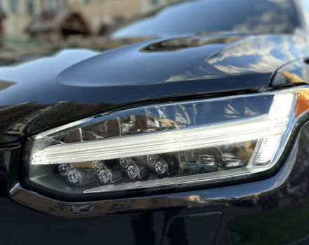 Чорний Вольво ХС90, об'ємом двигуна 2 л та пробігом 131 тис. км за 33900 $, фото 53 на Automoto.ua