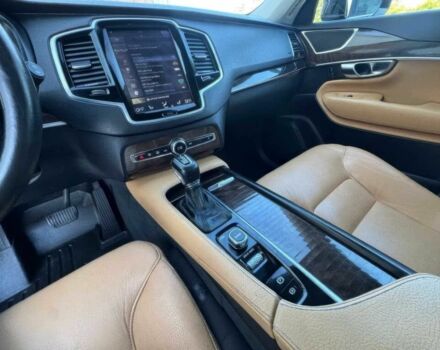 Чорний Вольво ХС90, об'ємом двигуна 2 л та пробігом 70 тис. км за 11000 $, фото 7 на Automoto.ua