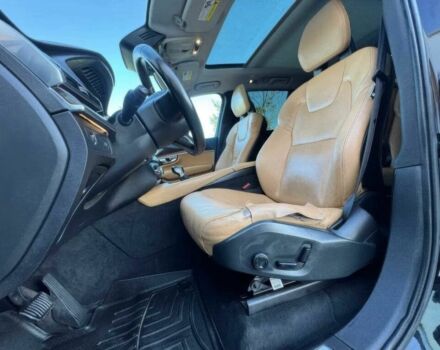 Чорний Вольво ХС90, об'ємом двигуна 2 л та пробігом 70 тис. км за 11000 $, фото 9 на Automoto.ua