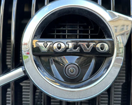 Чорний Вольво ХС90, об'ємом двигуна 2 л та пробігом 131 тис. км за 33900 $, фото 44 на Automoto.ua