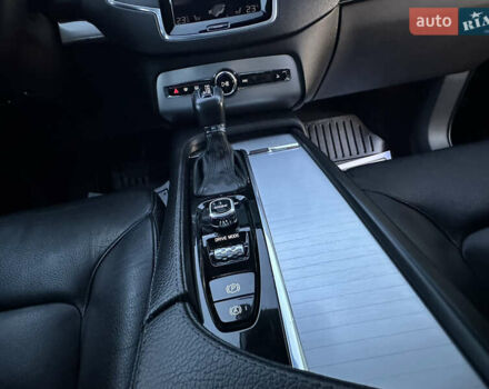 Вольво ХС90 2016 у Дрогобичі на Automoto.ua Чорний Вольво ХС90, об'ємом двигуна 2 л та пробігом 247 тис. км за 21900 $, фото 38 на Automoto.ua