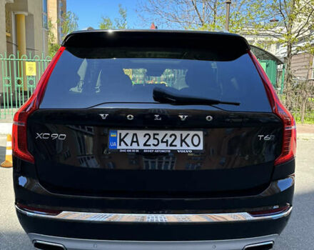 Чорний Вольво ХС90, об'ємом двигуна 2 л та пробігом 131 тис. км за 33900 $, фото 16 на Automoto.ua